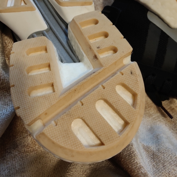 Adidas Wmns P.O.D. S3.1 'Core Black', Size 5.5 - Picture 14 of 16